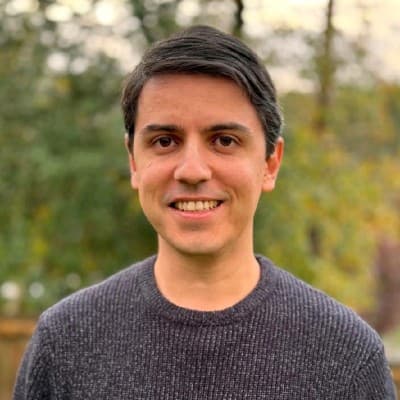 A headshot of Ceri Morse